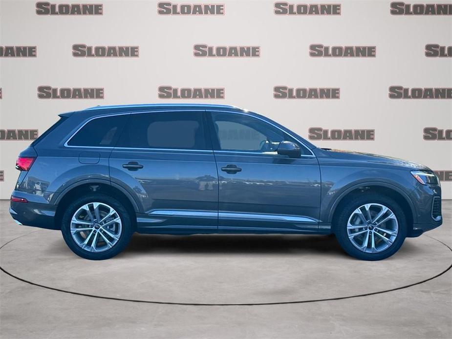 new 2025 Audi Q7 car, priced at $75,800