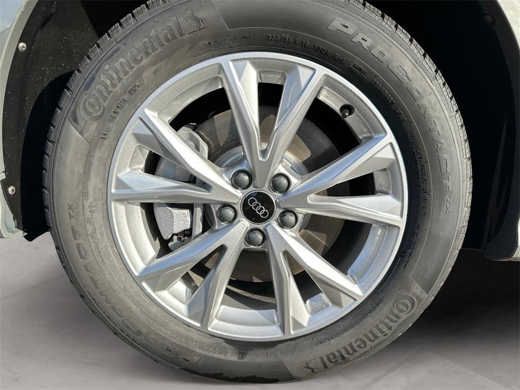 new 2025 Audi Q3 car, priced at $44,060