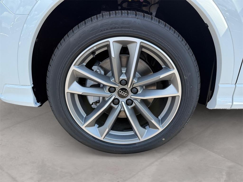 new 2025 Audi Q3 car, priced at $45,515