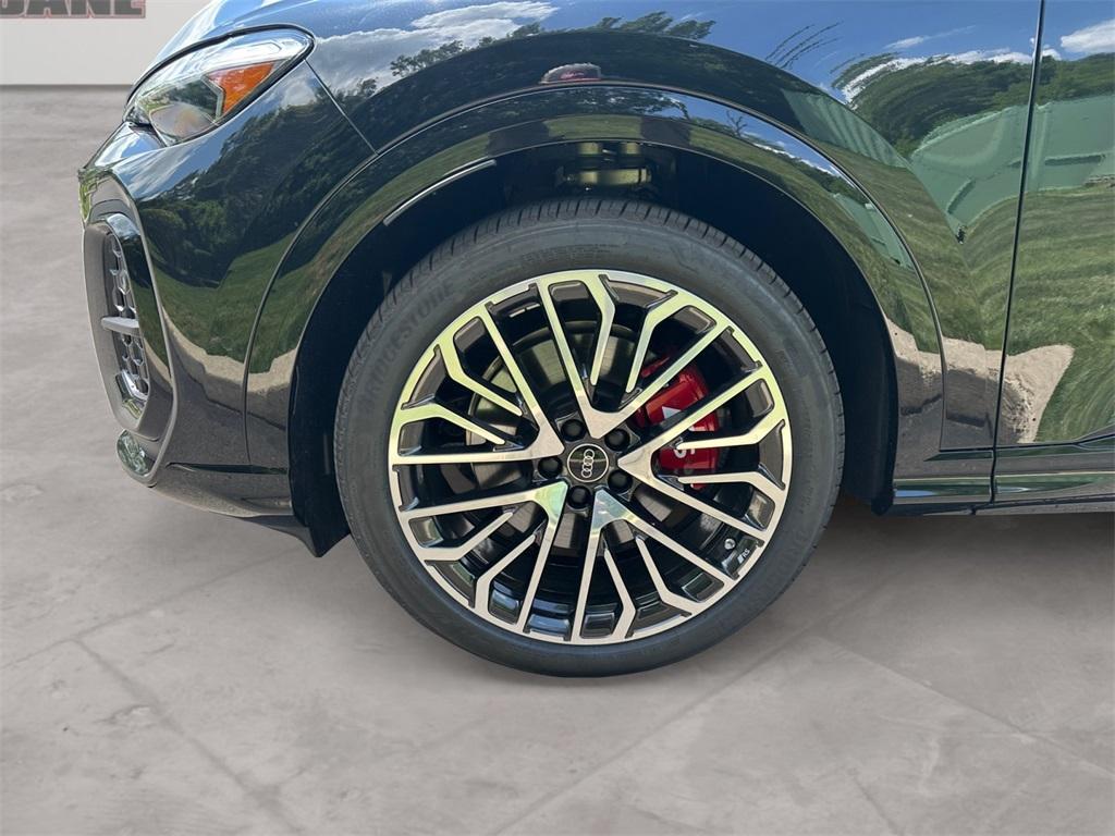 new 2025 Audi SQ5 car, priced at $74,265