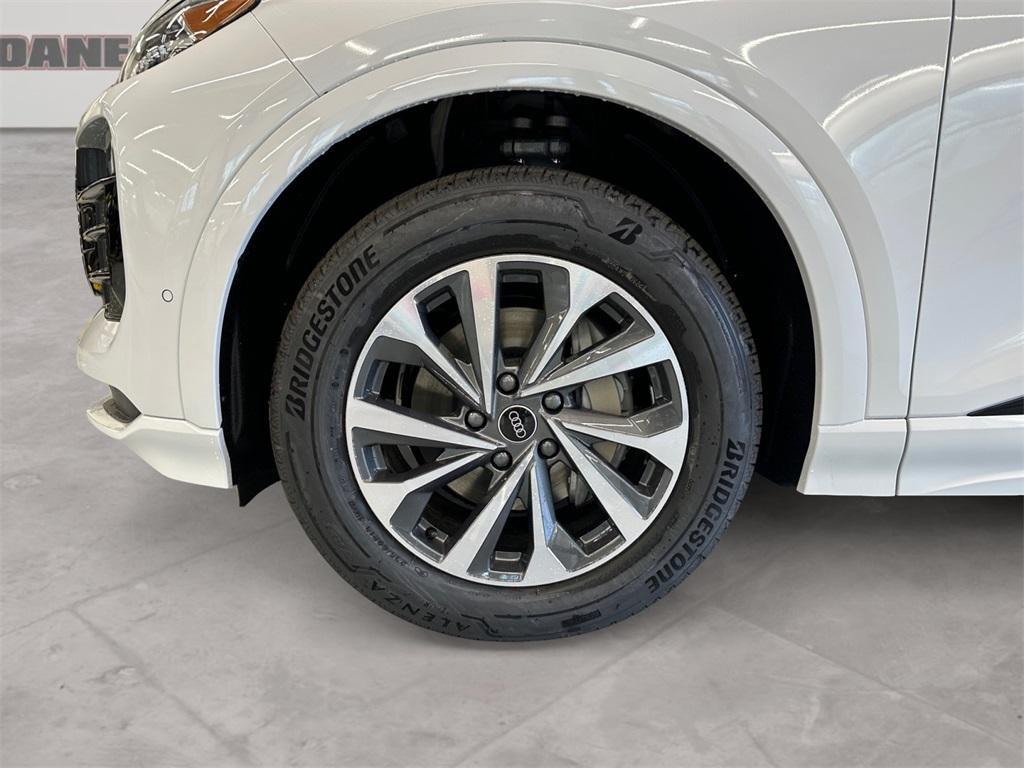 new 2025 Audi Q6 e-tron car, priced at $74,880