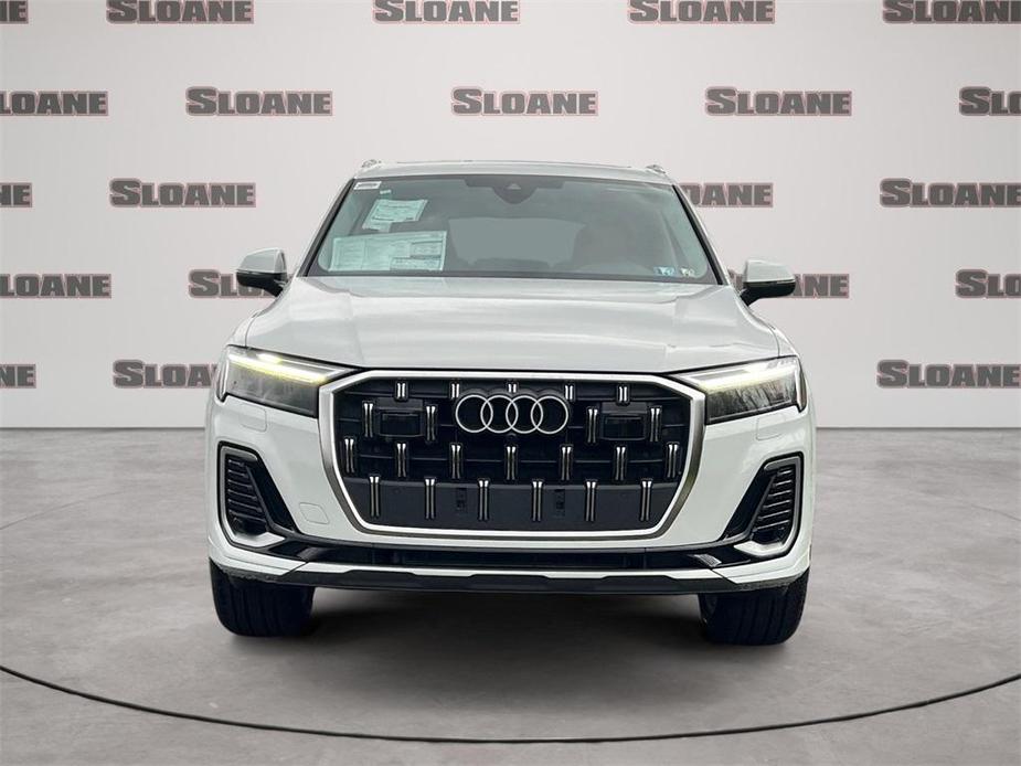 new 2025 Audi Q7 car, priced at $69,805