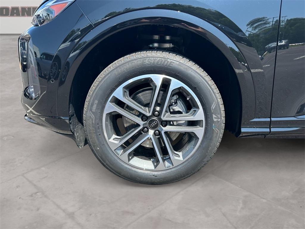 new 2025 Audi Q5 car, priced at $57,775