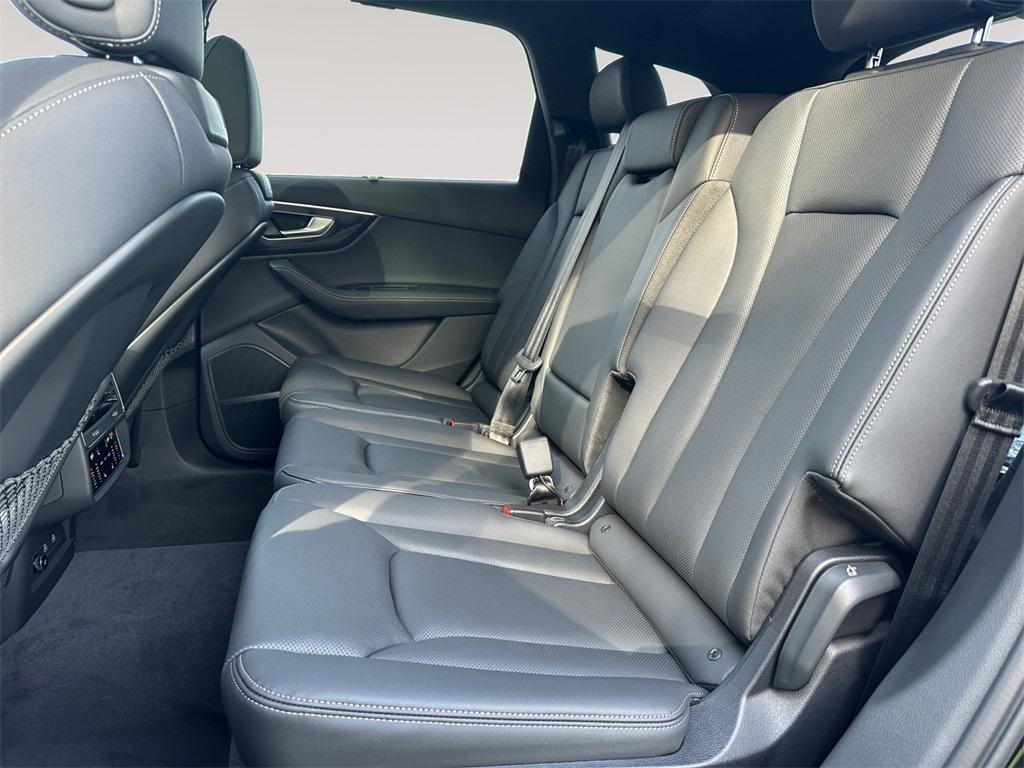 new 2026 Audi Q7 car, priced at $78,445