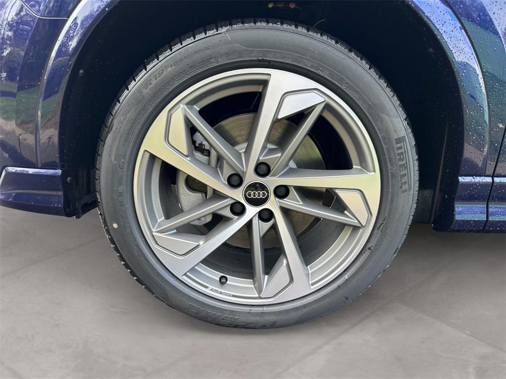 new 2025 Audi Q3 car, priced at $44,060