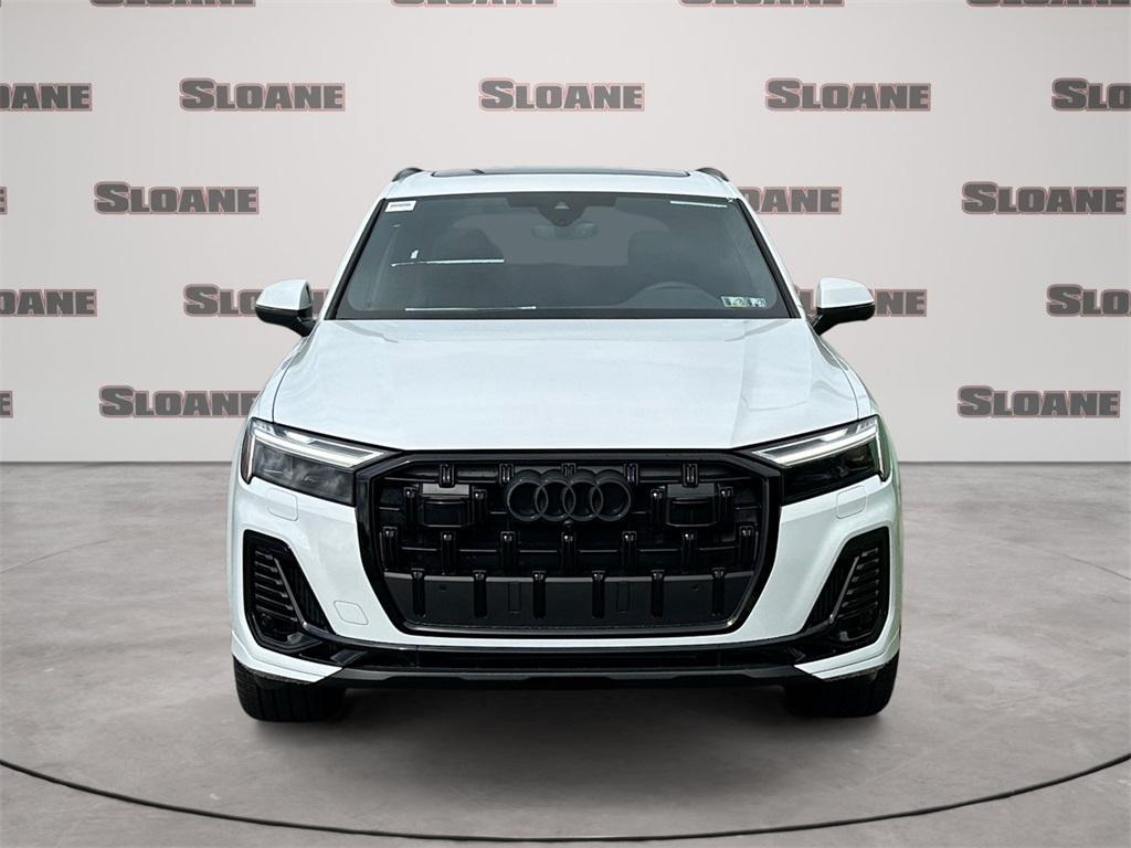 new 2025 Audi Q7 car, priced at $77,580