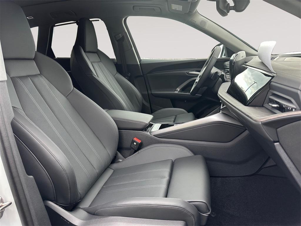 new 2025 Audi Q5 car, priced at $61,430