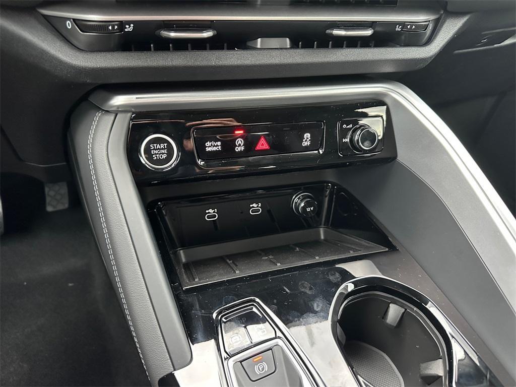 new 2025 Audi Q5 car, priced at $61,430