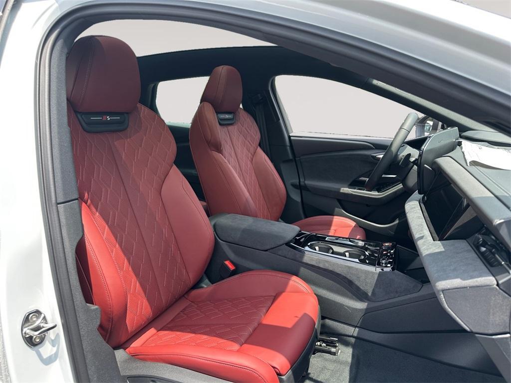 new 2025 Audi S6 car, priced at $88,600