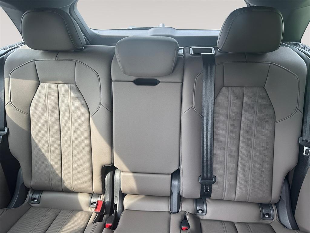 new 2025 Audi Q5 car, priced at $62,080