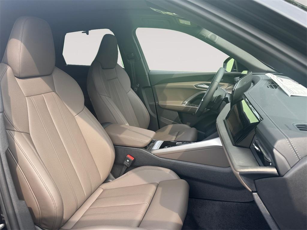 new 2025 Audi Q5 car, priced at $62,080
