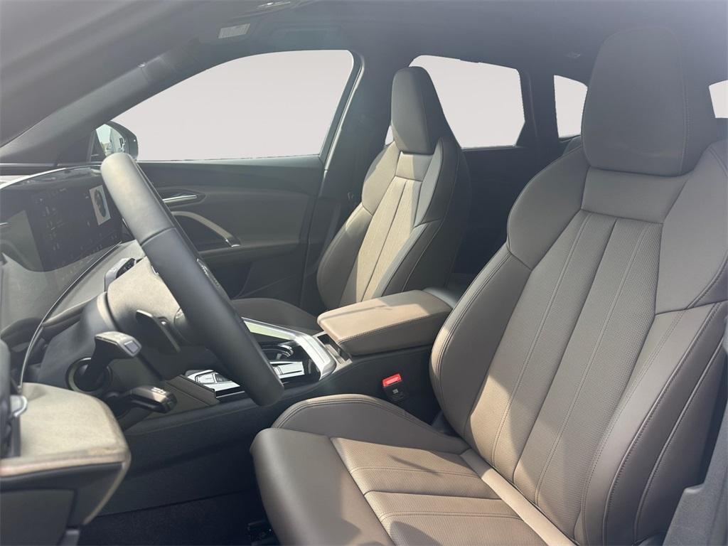 new 2025 Audi Q5 car, priced at $62,080