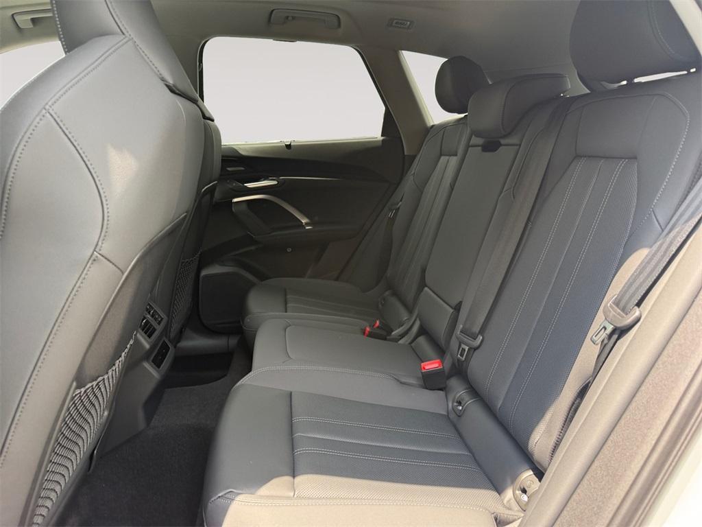 new 2025 Audi Q5 car, priced at $61,390