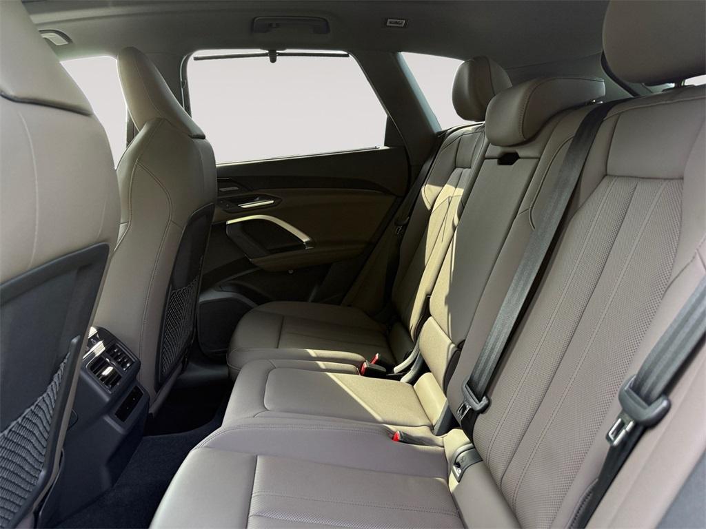 new 2025 Audi Q5 car, priced at $60,975
