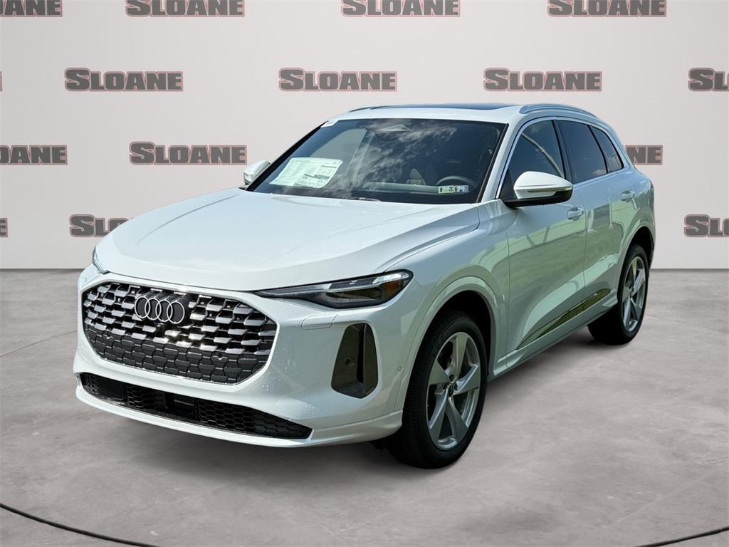 new 2025 Audi Q5 car, priced at $60,975