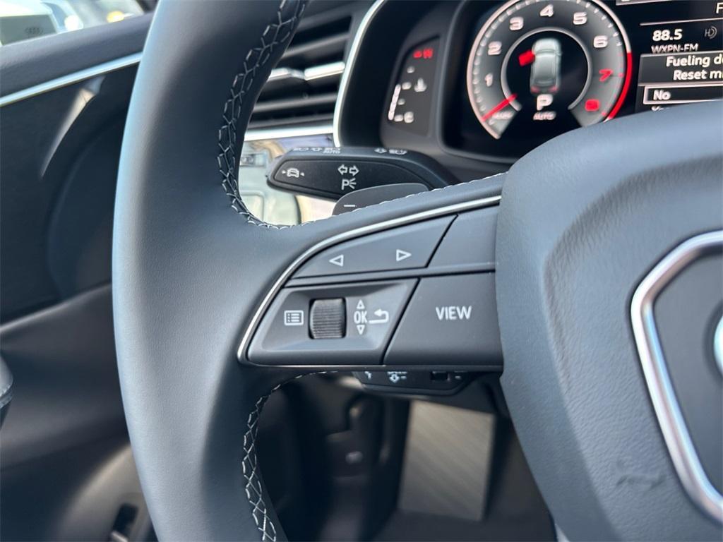 new 2026 Audi Q7 car, priced at $78,445