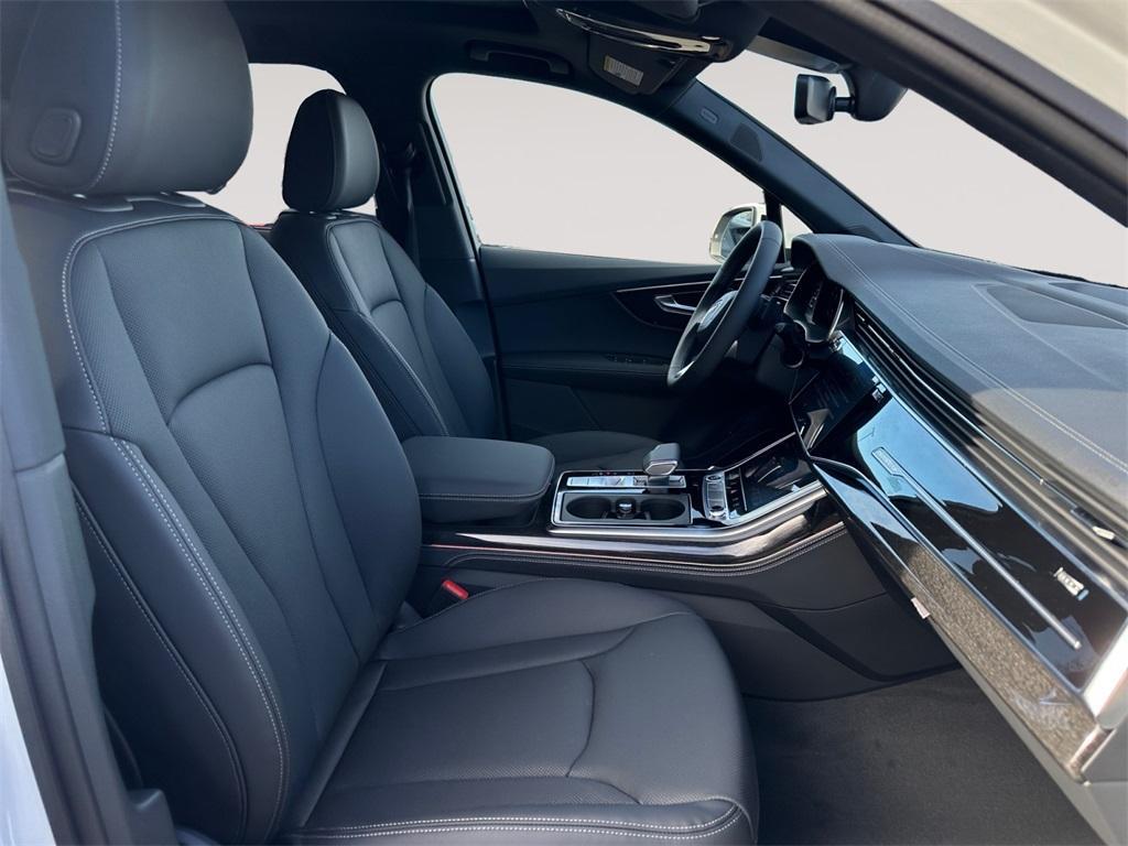 new 2026 Audi Q7 car, priced at $78,445
