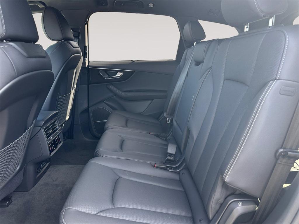 new 2026 Audi Q7 car, priced at $78,445