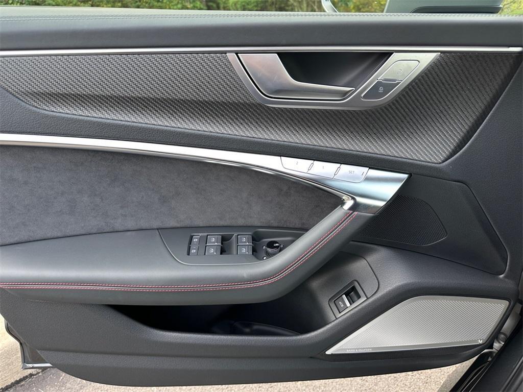 new 2026 Audi RS 6 Avant car, priced at $147,615