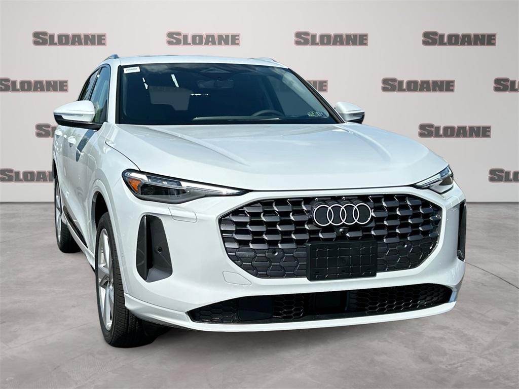 new 2025 Audi Q5 car, priced at $62,080