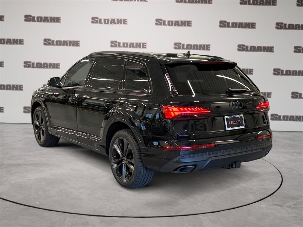 new 2025 Audi Q7 car, priced at $77,880
