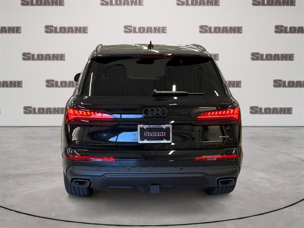 new 2025 Audi Q7 car, priced at $77,880