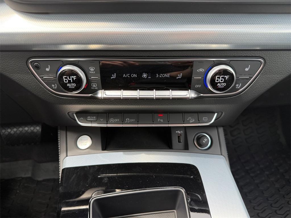 new 2025 Audi Q5 car, priced at $60,330