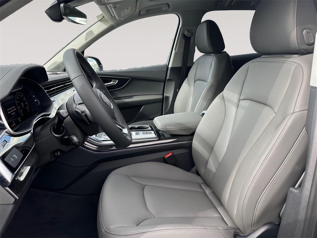 new 2026 Audi Q7 car, priced at $73,895
