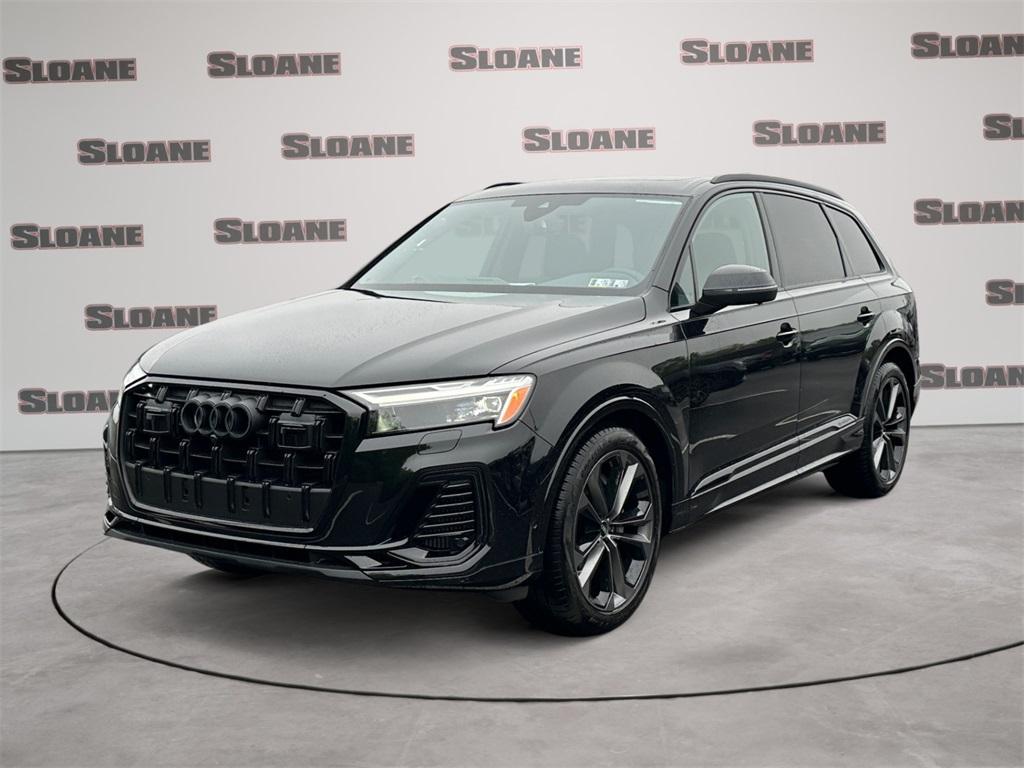 new 2025 Audi Q7 car, priced at $77,580