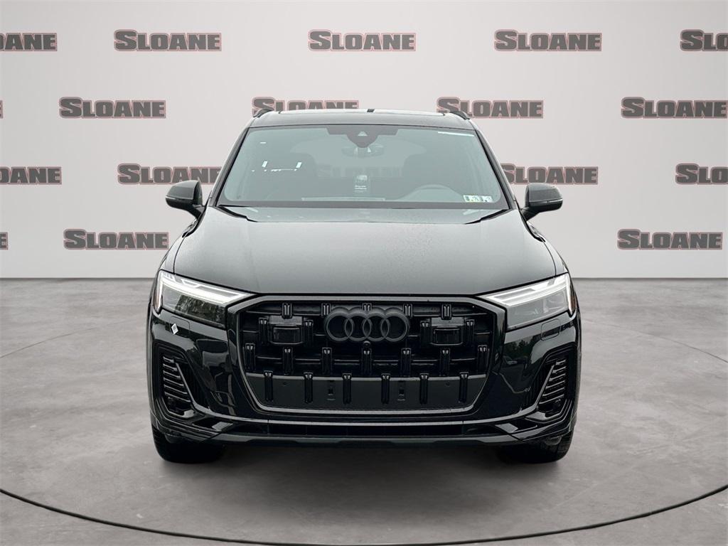 new 2025 Audi Q7 car, priced at $77,580