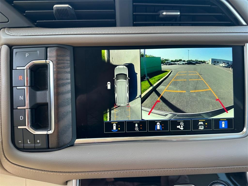 used 2022 GMC Yukon XL car, priced at $60,991