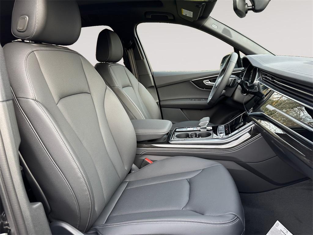 new 2026 Audi Q7 car, priced at $78,445