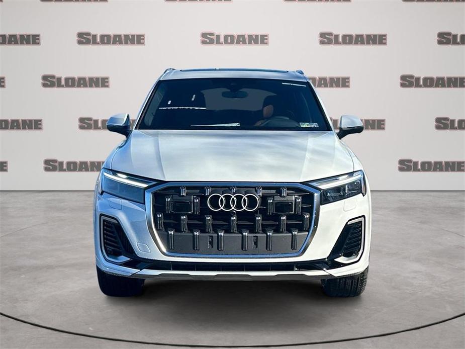 new 2025 Audi Q7 car, priced at $75,930