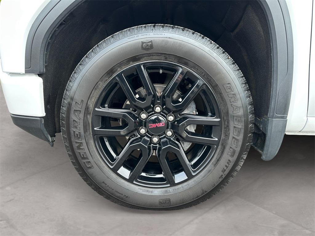 used 2024 GMC Sierra 1500 car, priced at $41,895