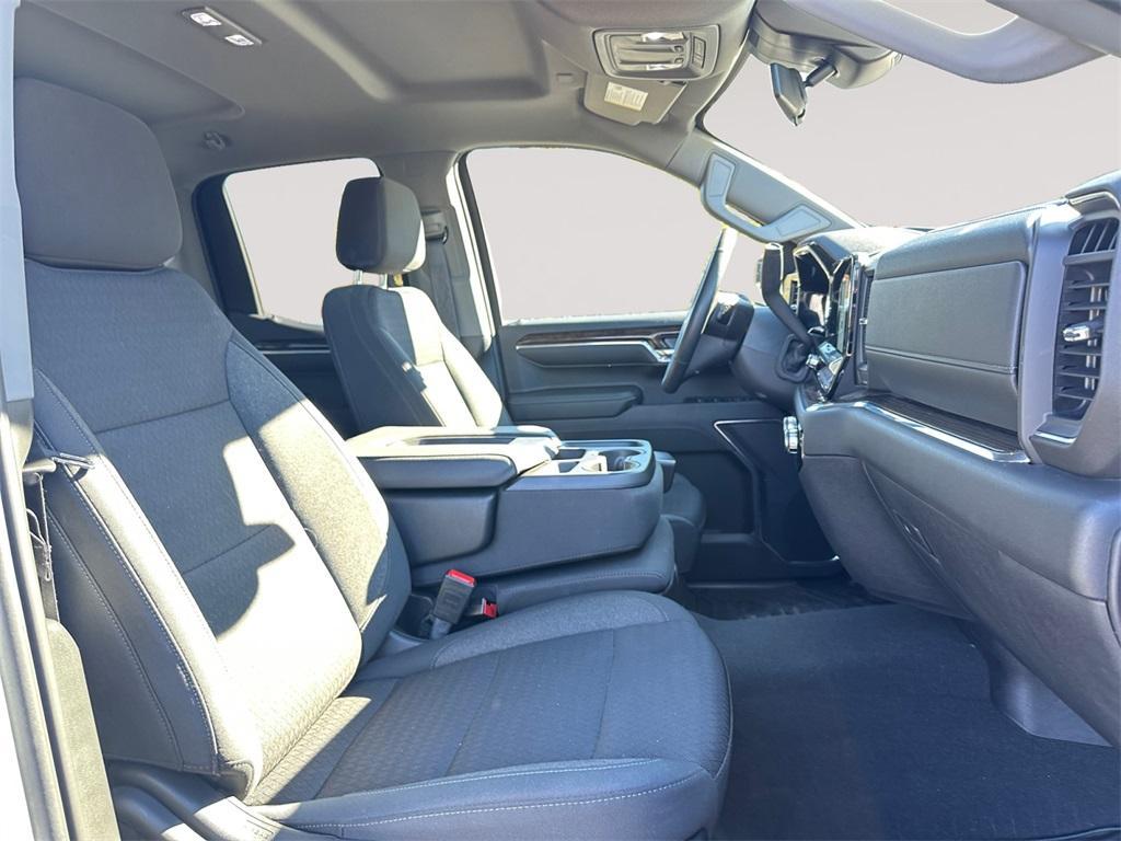 used 2024 GMC Sierra 1500 car, priced at $41,895