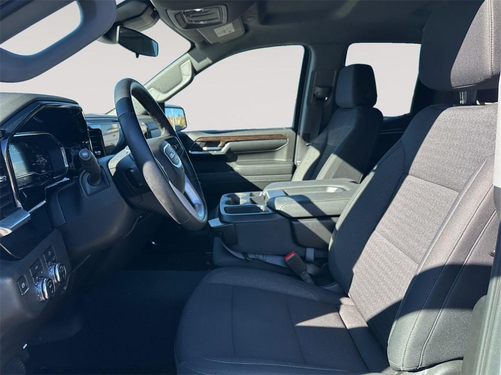 used 2024 GMC Sierra 1500 car, priced at $41,895