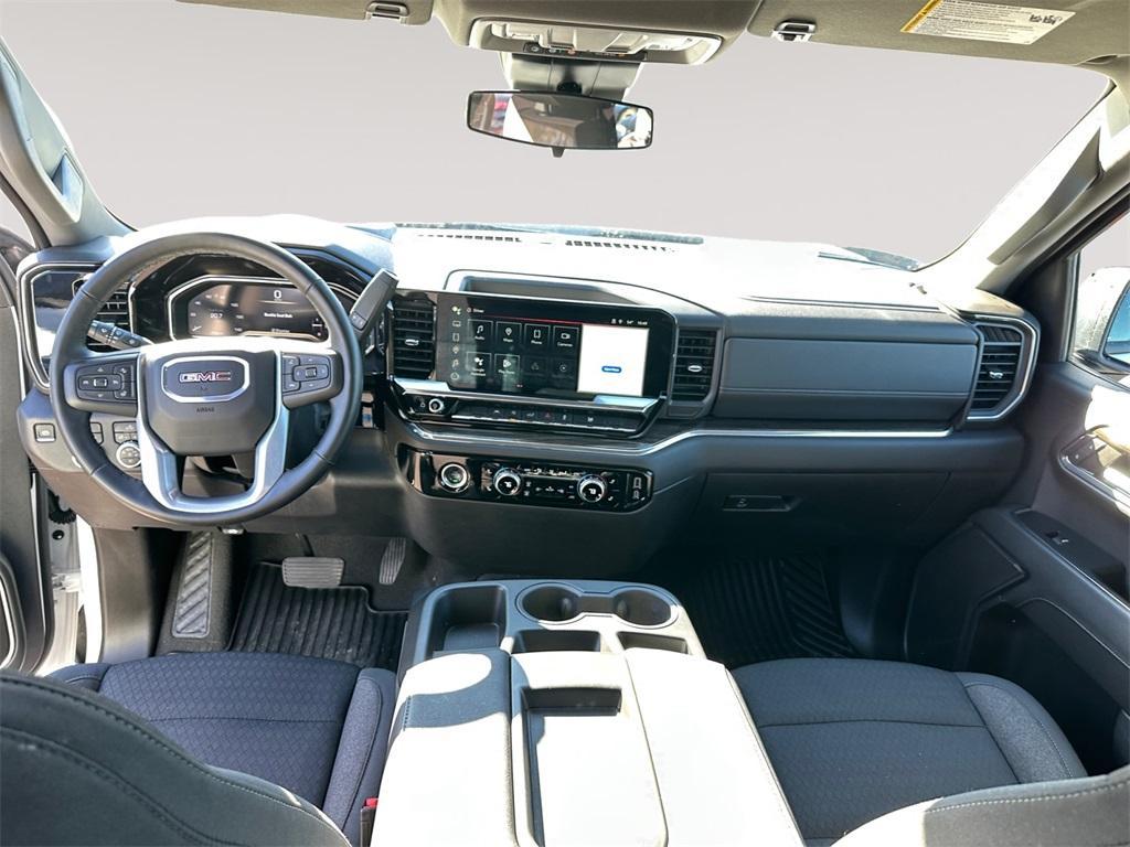 used 2024 GMC Sierra 1500 car, priced at $41,895