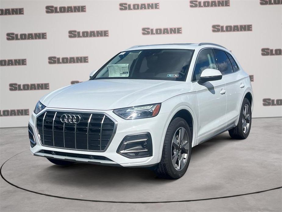 new 2025 Audi Q5 car, priced at $54,080