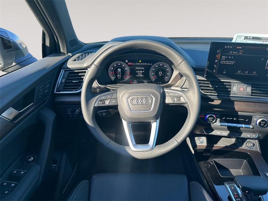 new 2025 Audi Q5 car, priced at $59,950