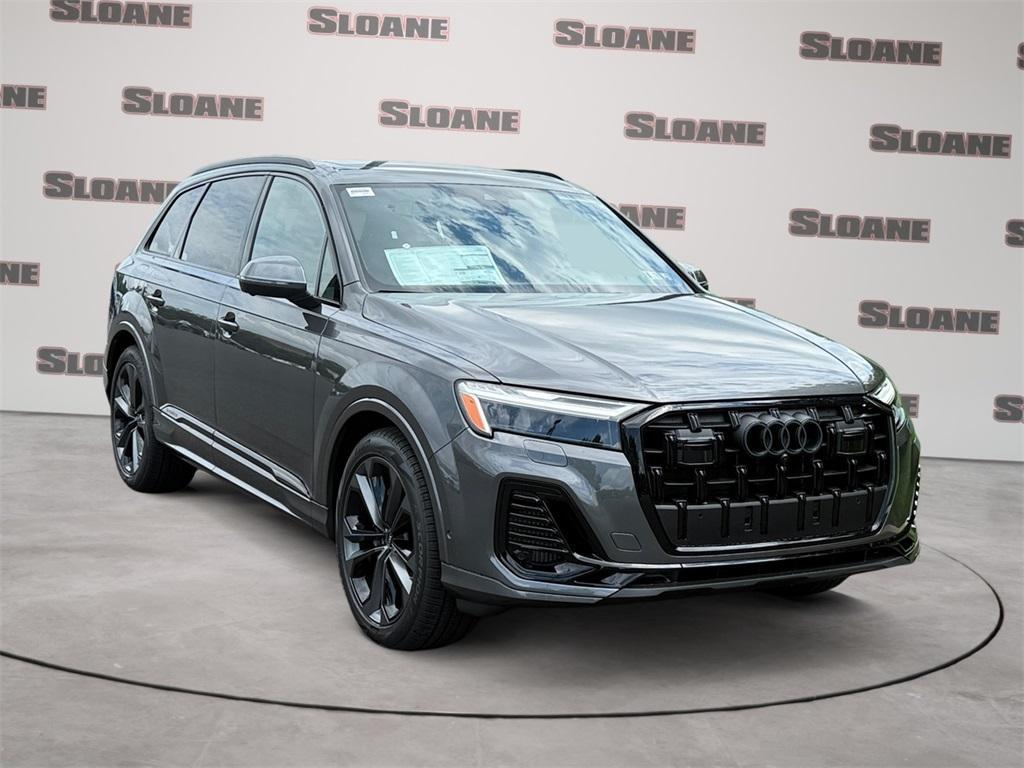 new 2025 Audi Q7 car, priced at $77,580