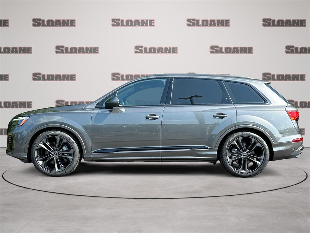 new 2025 Audi Q7 car, priced at $77,580