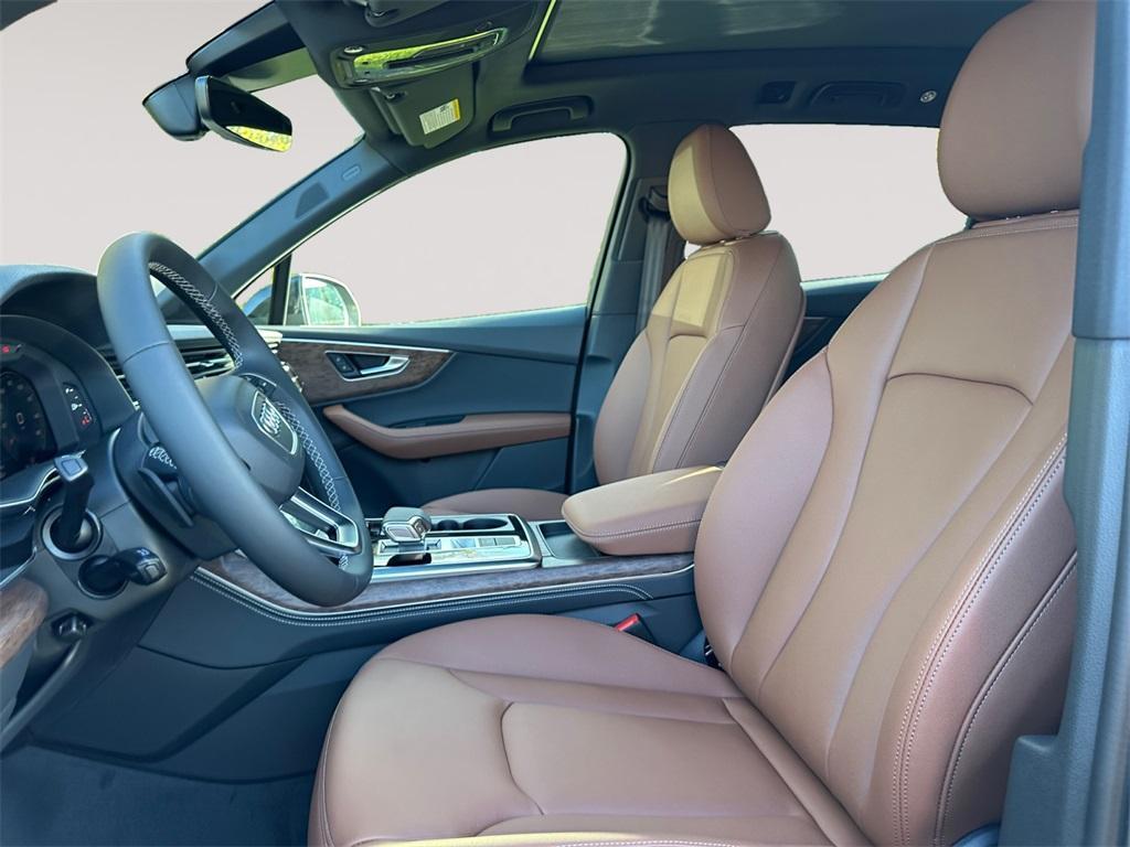 new 2026 Audi Q7 car, priced at $71,045