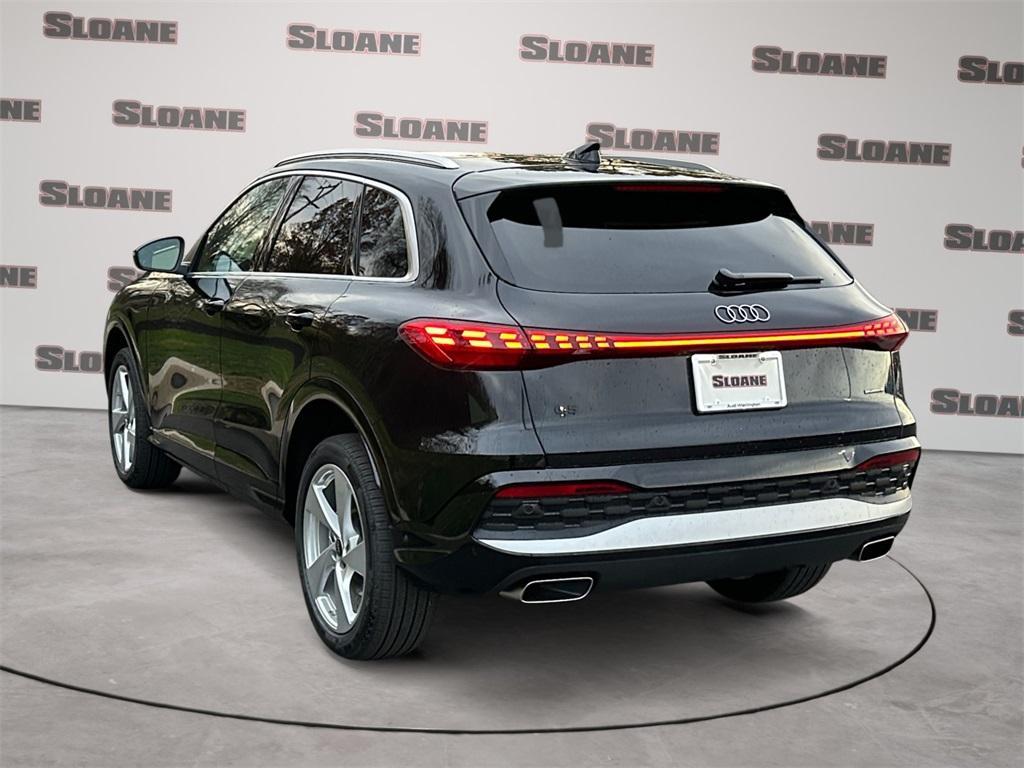 new 2025 Audi Q5 car, priced at $61,430