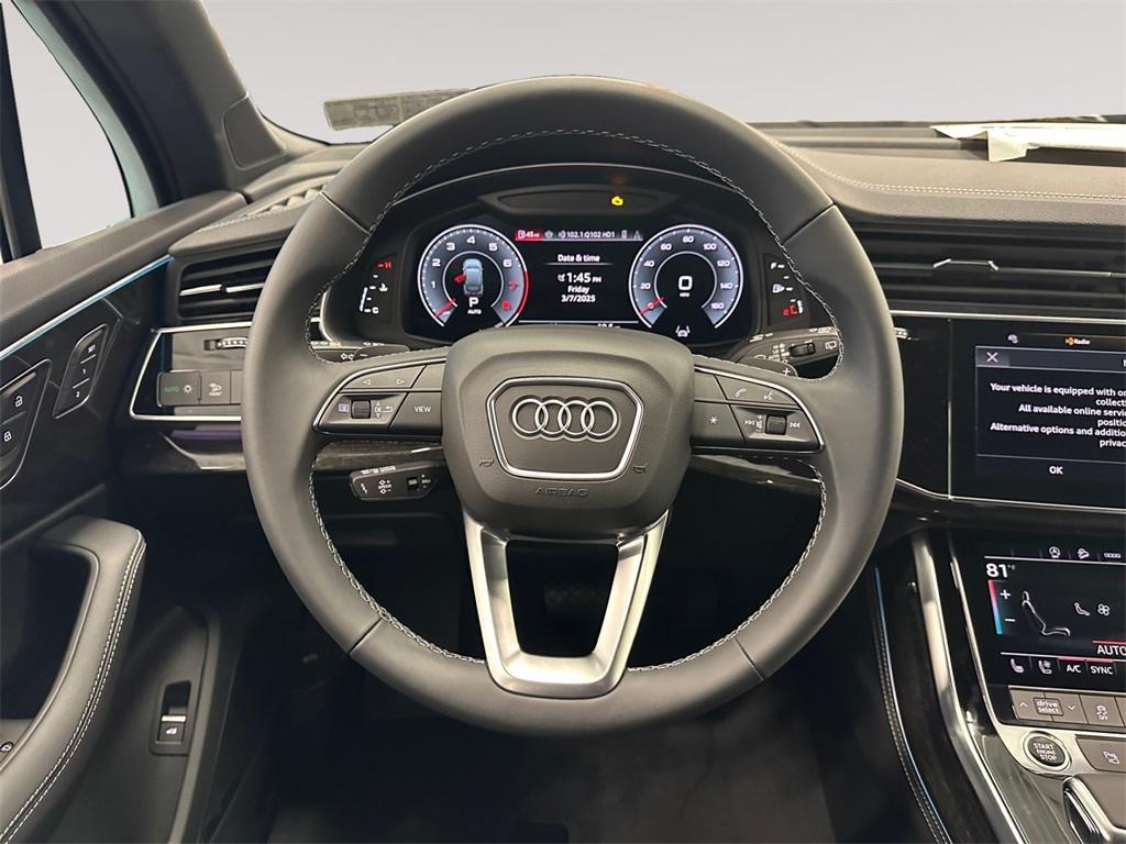 new 2025 Audi Q7 car, priced at $77,880