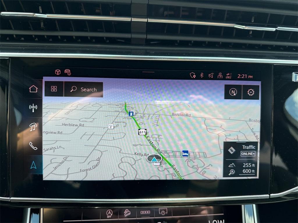 new 2025 Audi Q7 car, priced at $70,650