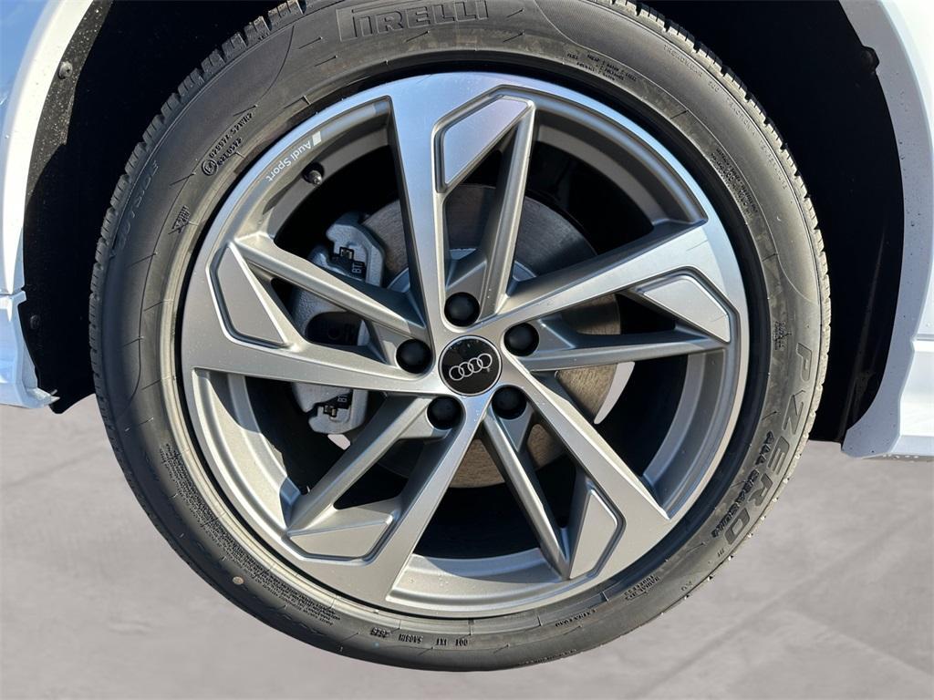 new 2025 Audi Q3 car, priced at $43,465