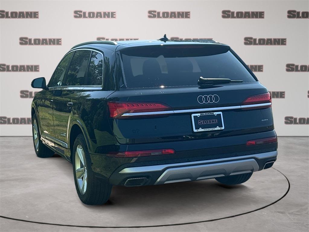 new 2025 Audi Q7 car, priced at $69,885