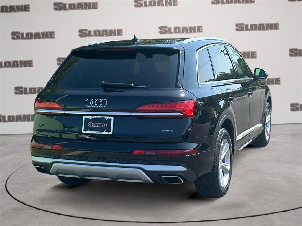 new 2025 Audi Q7 car, priced at $69,885