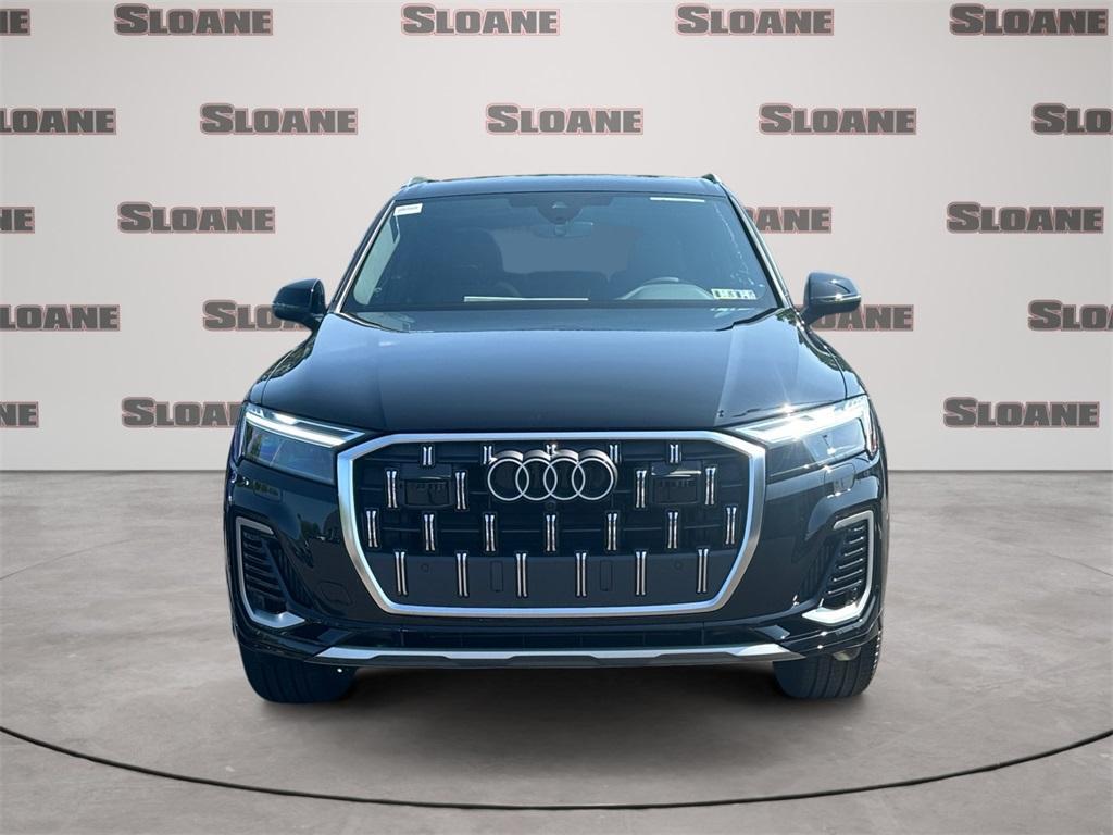 new 2025 Audi Q7 car, priced at $69,885