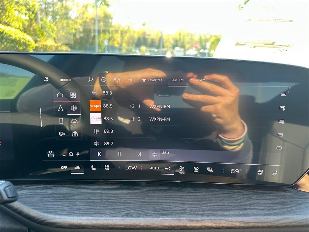 new 2025 Audi Q5 car, priced at $62,080